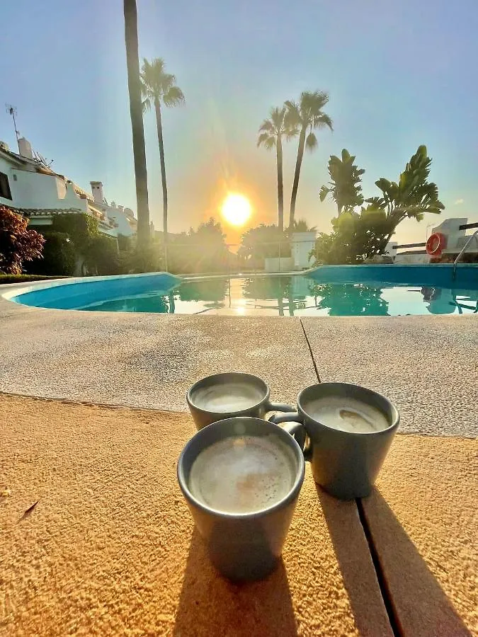 Modern Garden Apartment With A Fantastic Sea View And A Private Garden Sitio de Calahonda Spanje