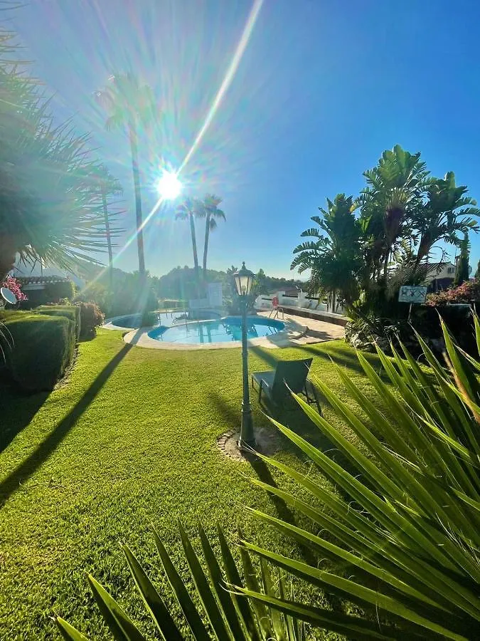 Modern Garden Apartment With A Fantastic Sea View And A Private Garden location
